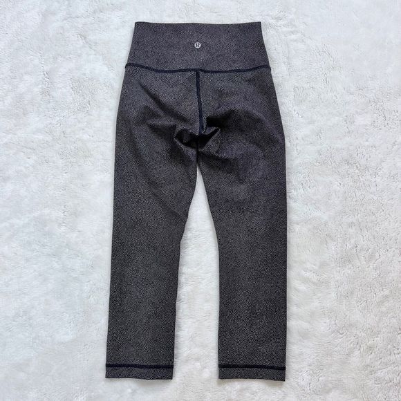 Lululemon Wunder Under High Rise Crop 21" Disperse Dusky Lavender Black Size 4 - Picture 8 of 9